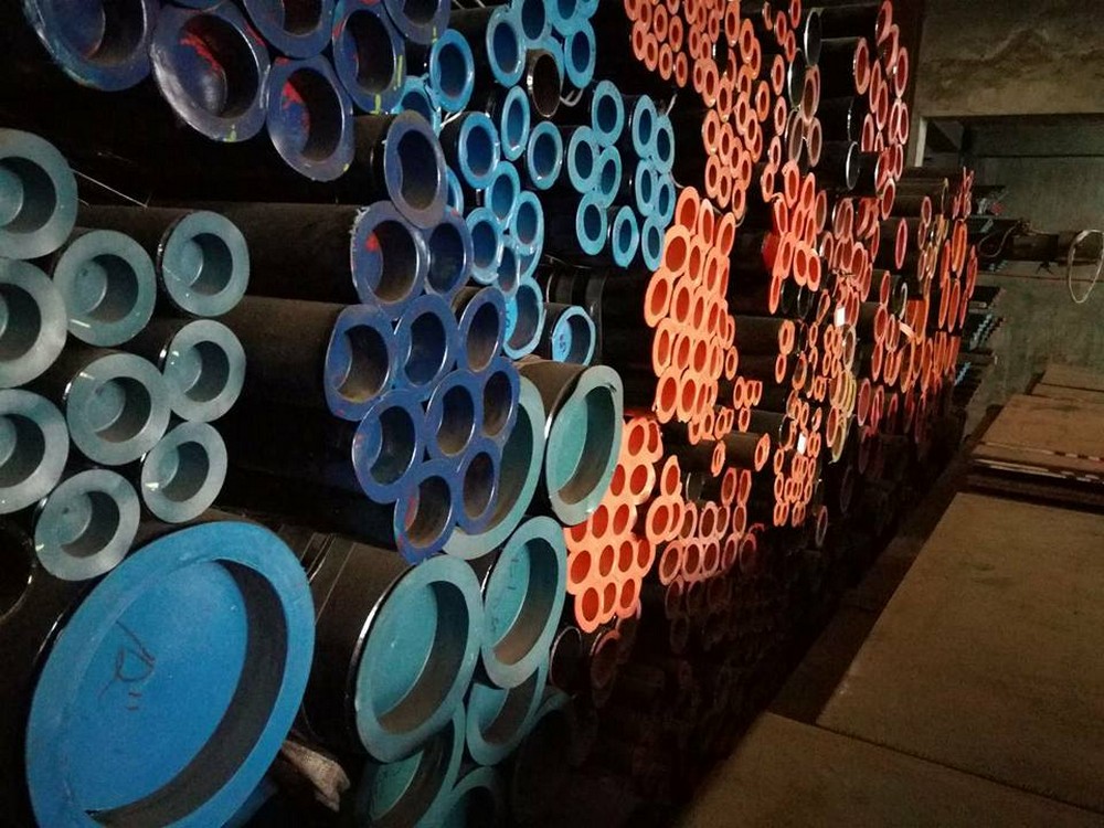 SEAMLESS PIPES